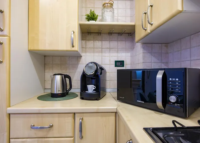 Metro San Paolo -air Conditioning-wifi-tv55"- 9 Minutes From The Colosseo Appartamento Roma