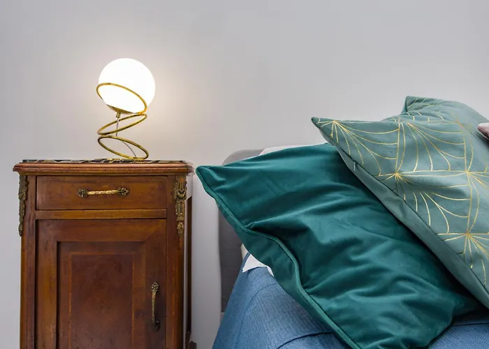 Metro San Paolo -air Conditioning-wifi-tv55"- 9 Minutes From The Colosseo Appartamento
