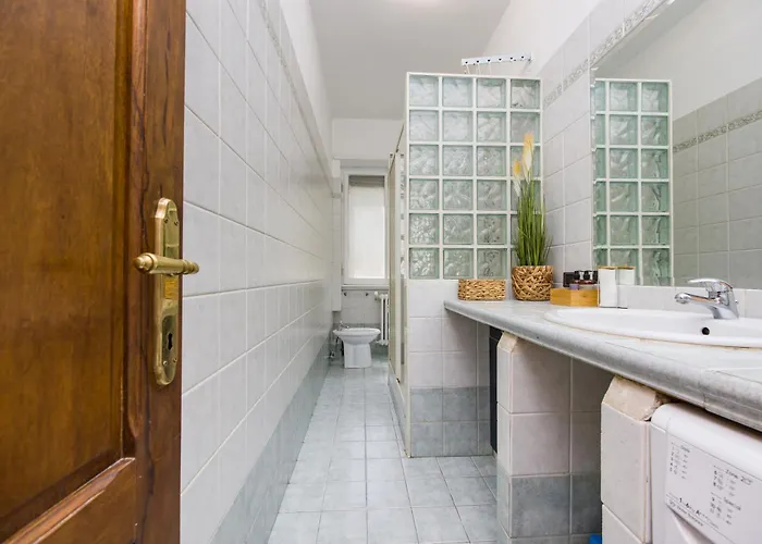 Appartamento Metro San Paolo -air Conditioning-wifi-tv55"- 9 Minutes From The Colosseo
