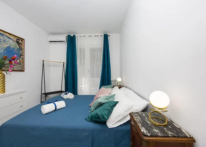 Metro San Paolo -air Conditioning-wifi-tv55"- 9 Minutes From The Colosseo Roma